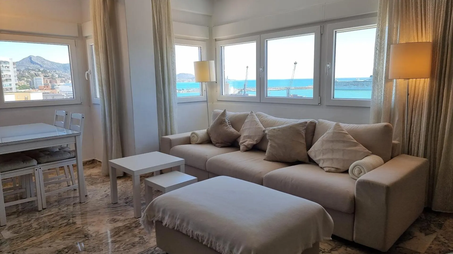Ferienwohnung VistaMálaga 0*,  Spanien